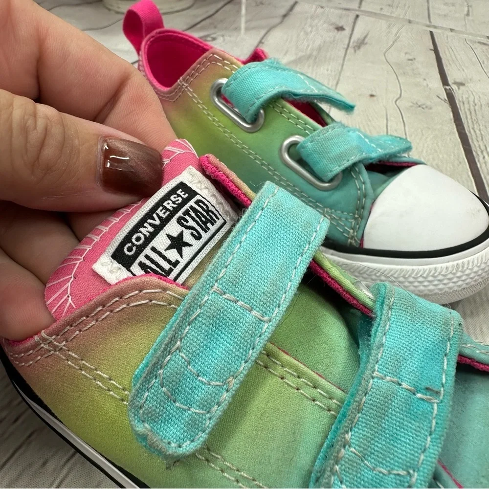 Converse check taylor allstar 2V hyper bright low top sneaker toddler 9
